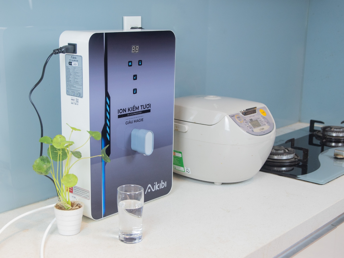 Máy chuyển đổi nước ion kiềm tươi Aikibi